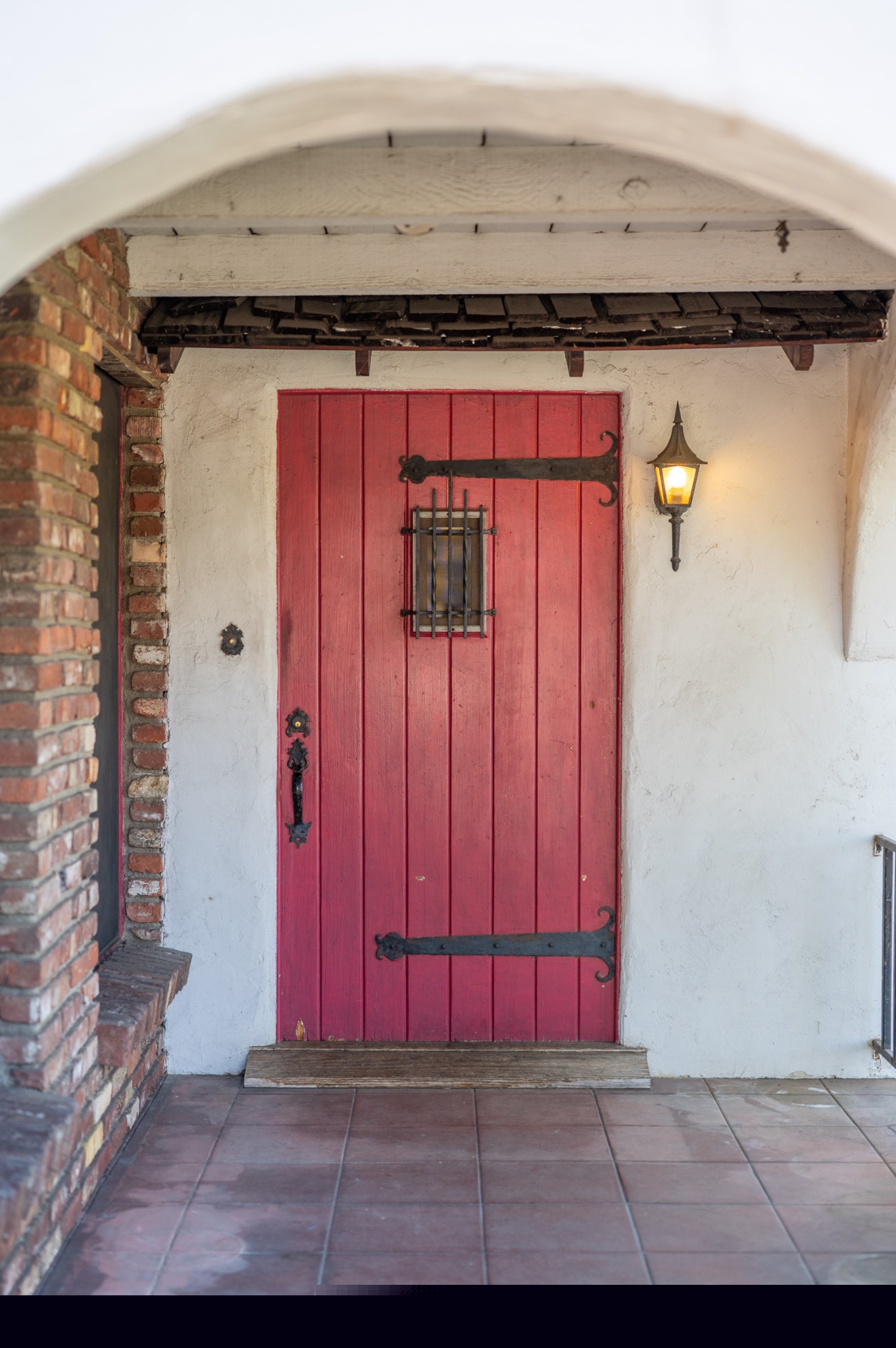 Interior character of the Spanish Ranch